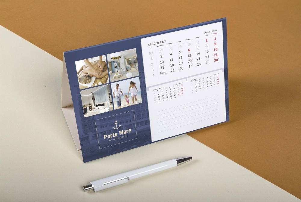 kalendarz biurkowy stojacy portamare